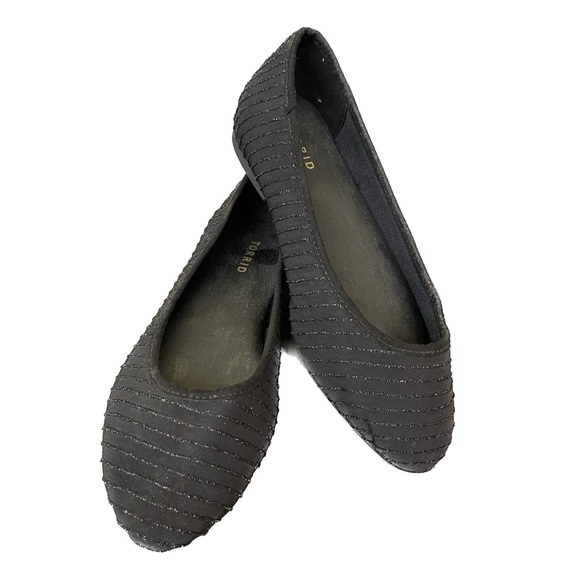 Torrid Black Sparkly Flat Size 6W - Picture 2 of 5